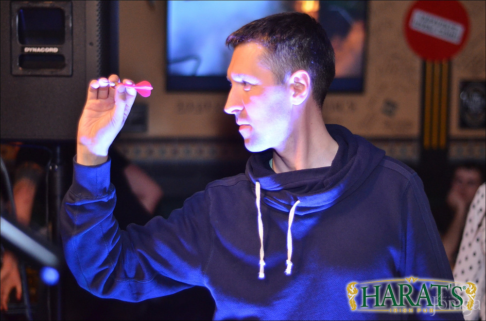 Фотография с группа "НАПРИМЕР" в Харатс паб