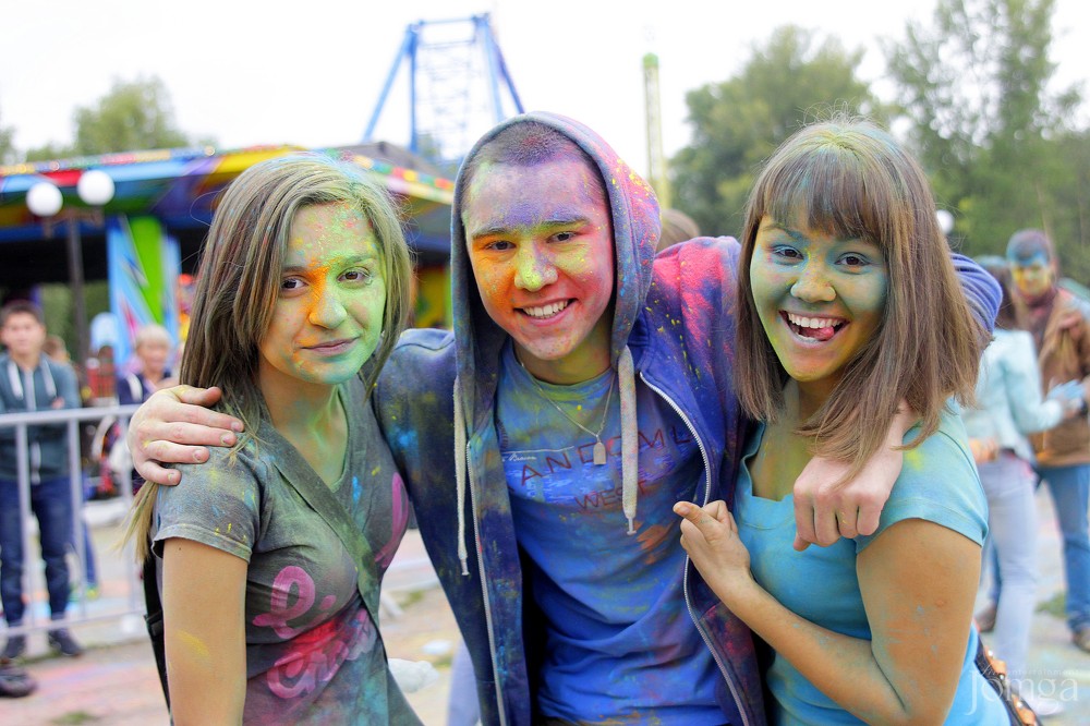 Фотография с Фестиваль красок в Казани в Нет