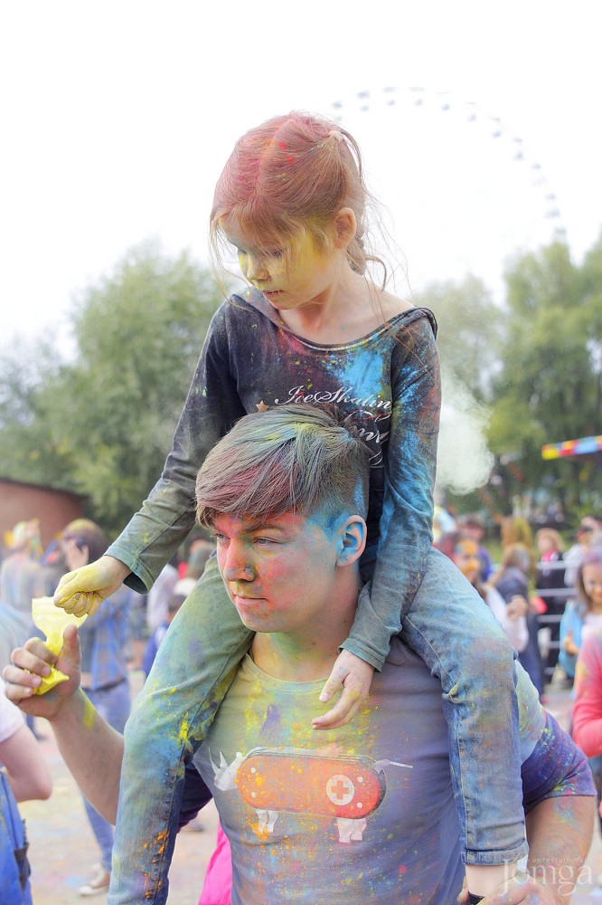 Фотография с Фестиваль красок в Казани в Нет