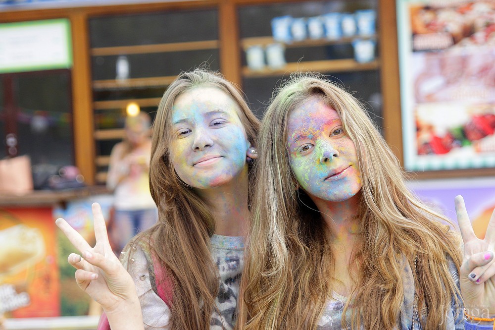 Фотография с Фестиваль красок в Казани в Нет