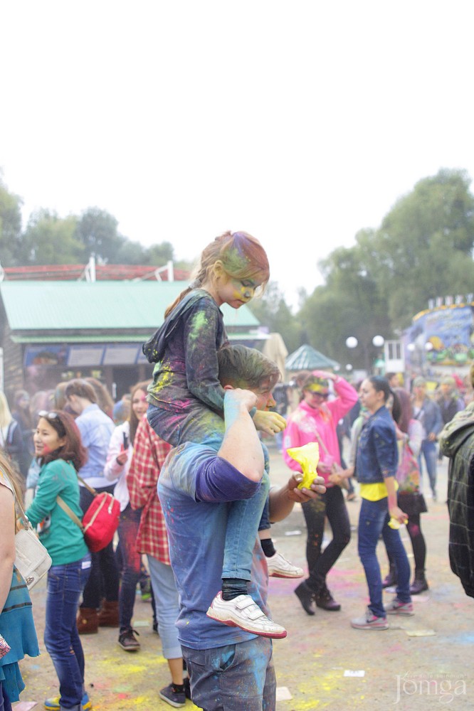 Фотография с Фестиваль красок в Казани в Нет