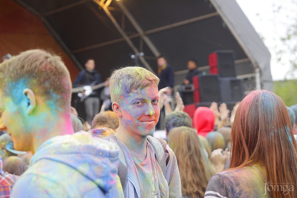 Фотография с Фестиваль красок в Казани в Нет
