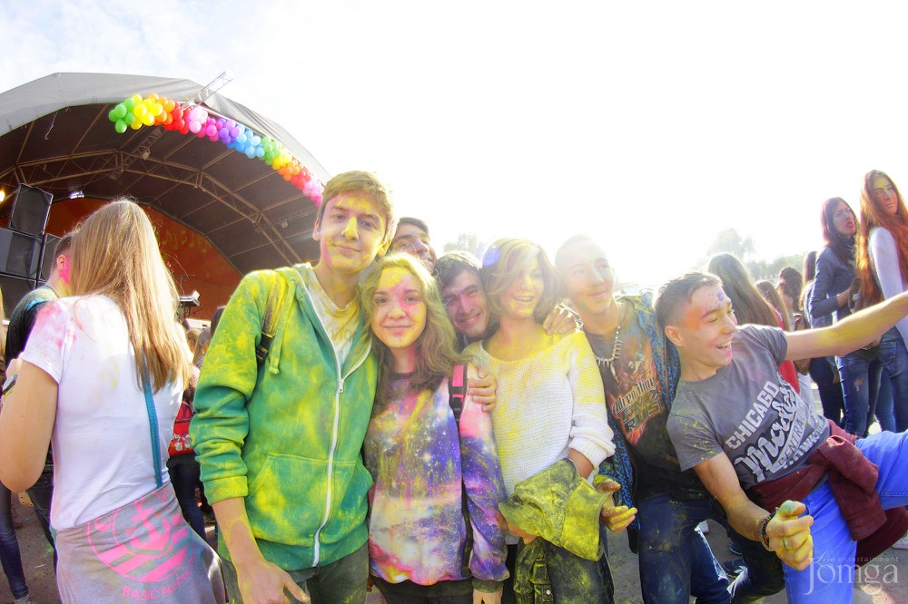 Фотография с Фестиваль красок в Казани в Нет