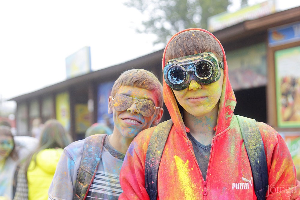 Фотография с Фестиваль красок в Казани в Нет