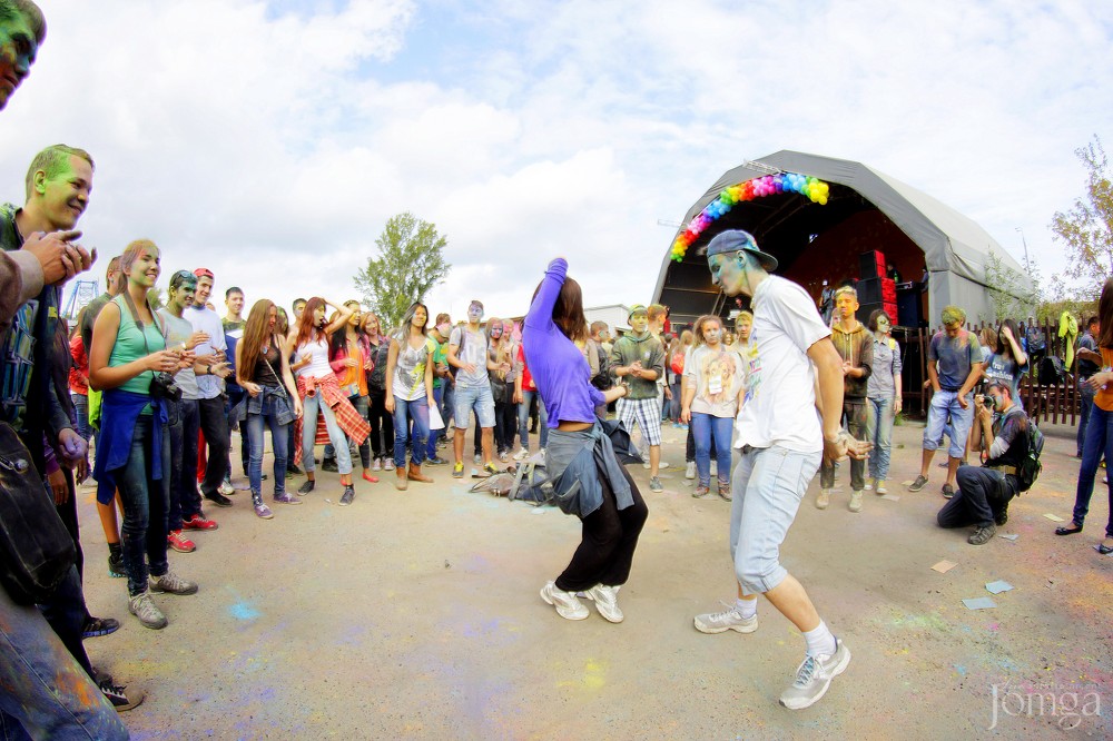 Фотография с Фестиваль красок в Казани в Нет
