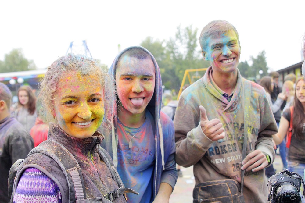 Фотография с Фестиваль красок в Казани в Нет