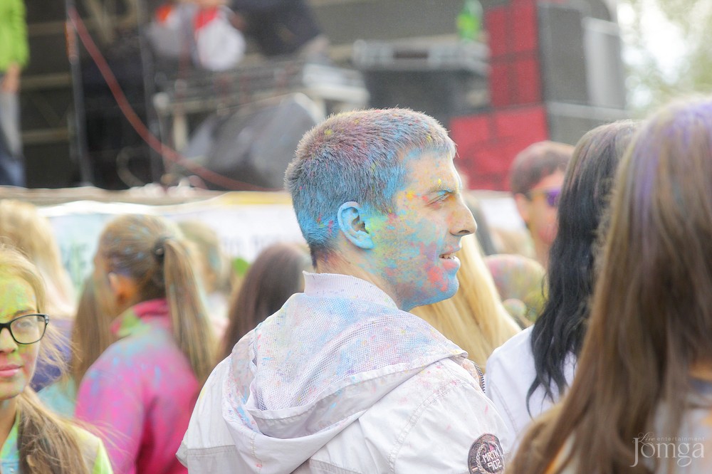 Фотография с Фестиваль красок в Казани в Нет