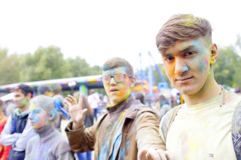 Фотография с Фестиваль красок в Казани в Нет