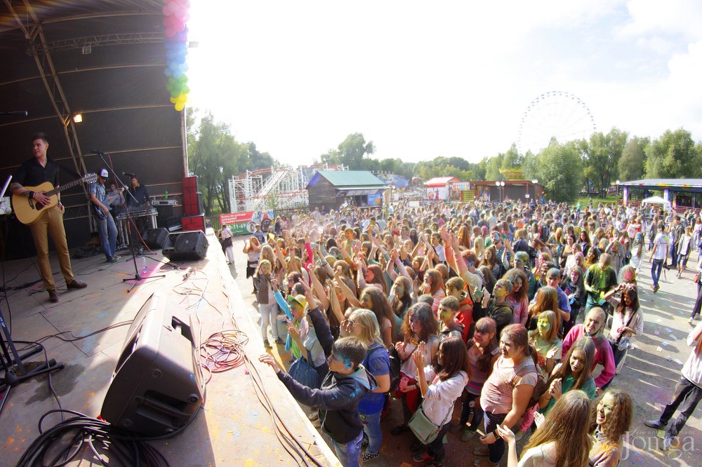 Фотография с Фестиваль красок в Казани в Нет