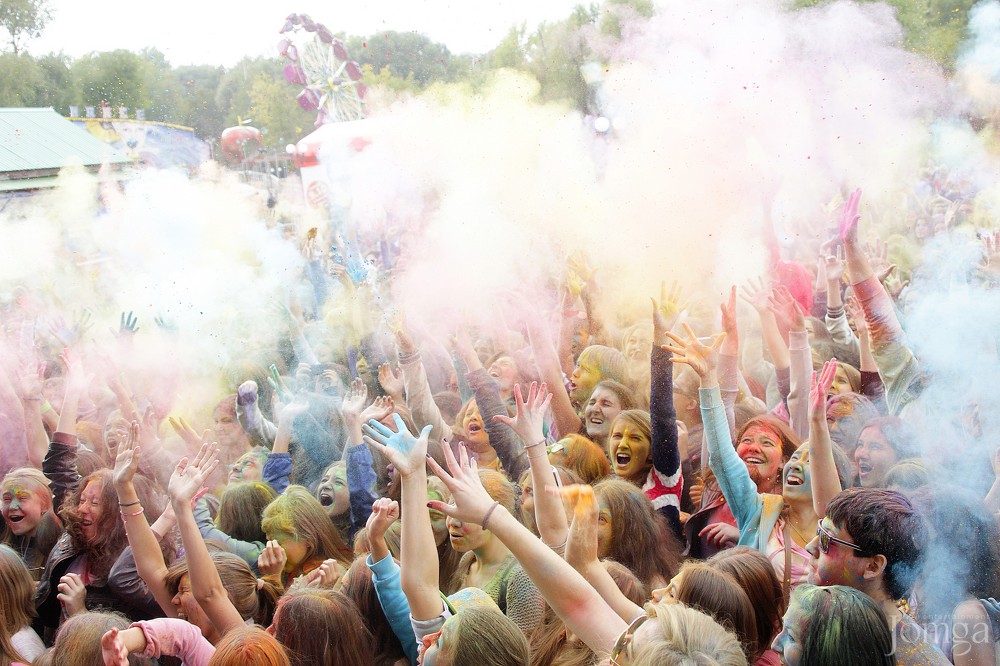 Фотография с Фестиваль красок в Казани в Нет