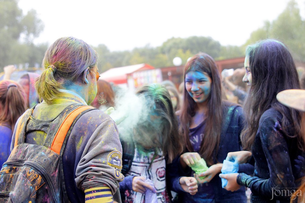 Фотография с Фестиваль красок в Казани в Нет
