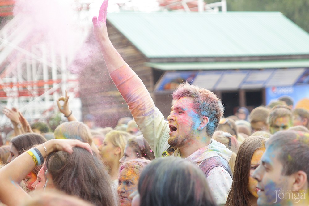 Фотография с Фестиваль красок в Казани в Нет