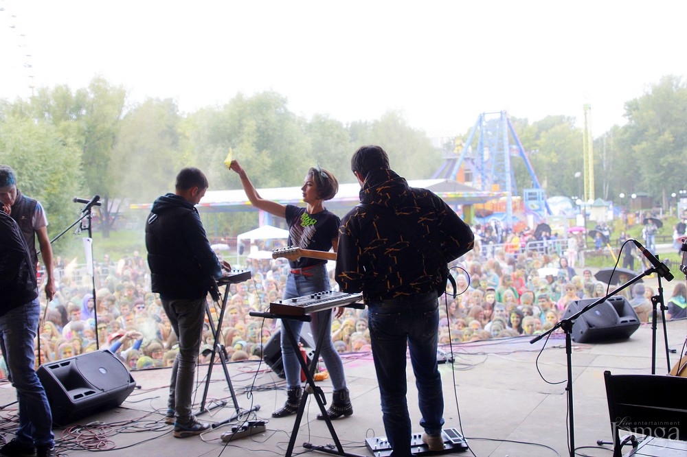 Фотография с Фестиваль красок в Казани в Нет