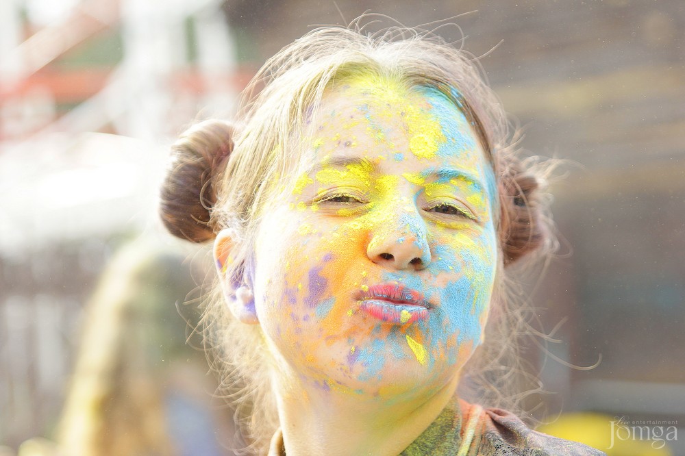Фотография с Фестиваль красок в Казани в Нет