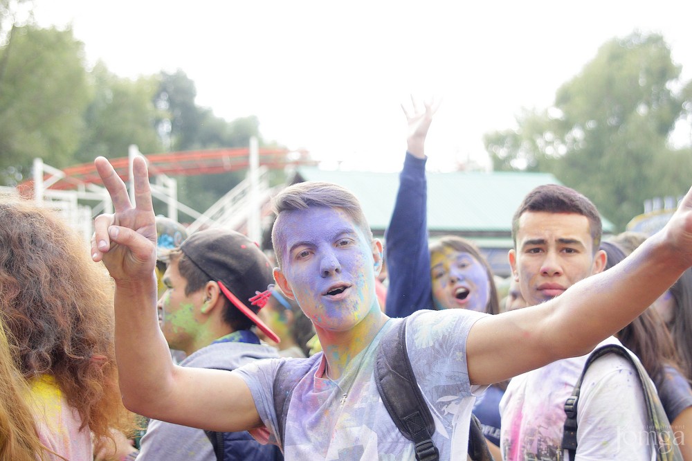Фотография с Фестиваль красок в Казани в Нет