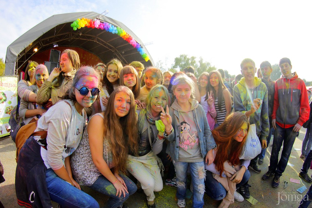 Фотография с Фестиваль красок в Казани в Нет