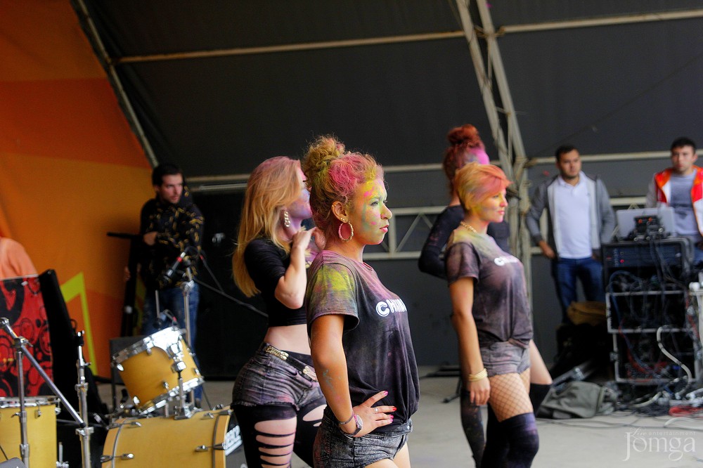 Фотография с Фестиваль красок в Казани в Нет