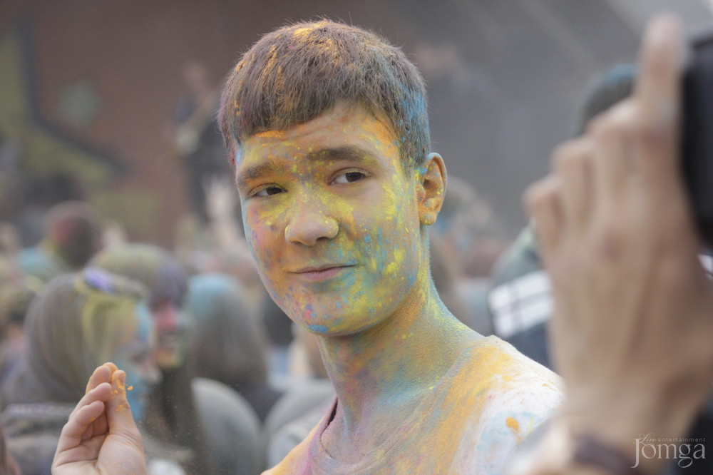 Фотография с Фестиваль красок в Казани в Нет