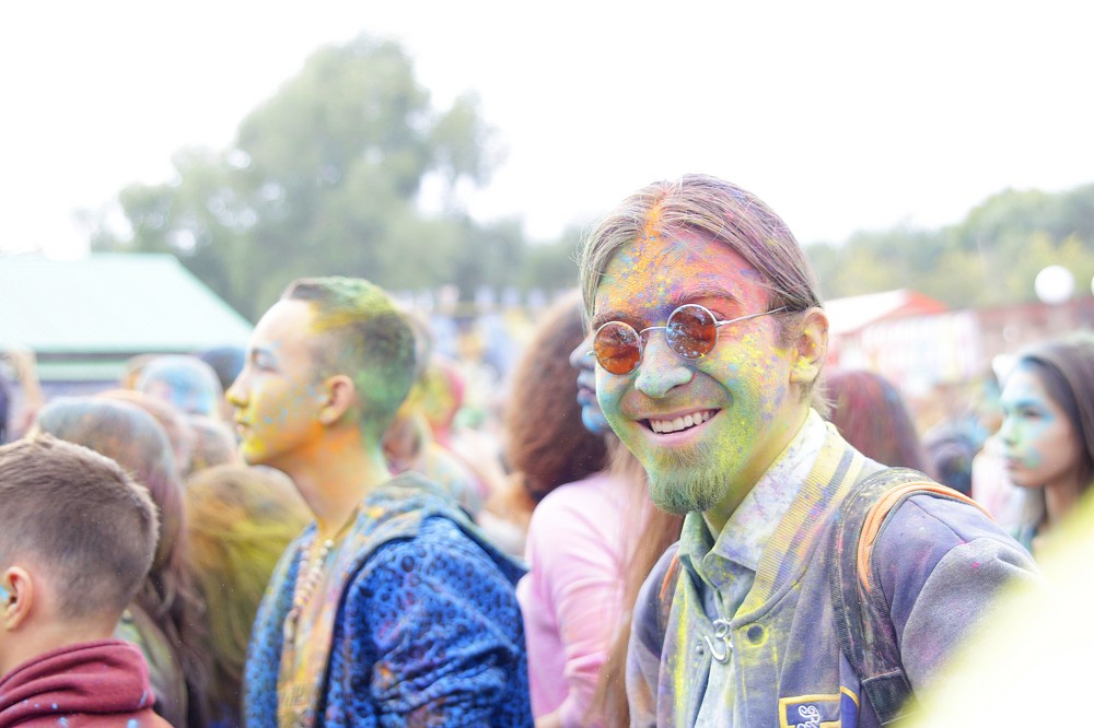 Фотография с Фестиваль красок в Казани в Нет