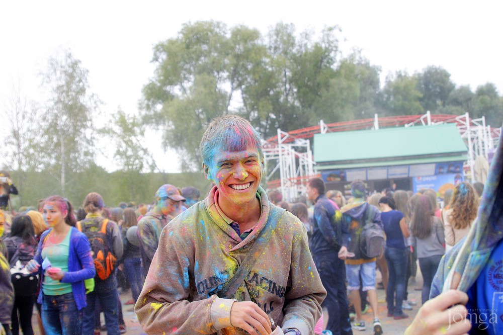 Фотография с Фестиваль красок в Казани в Нет