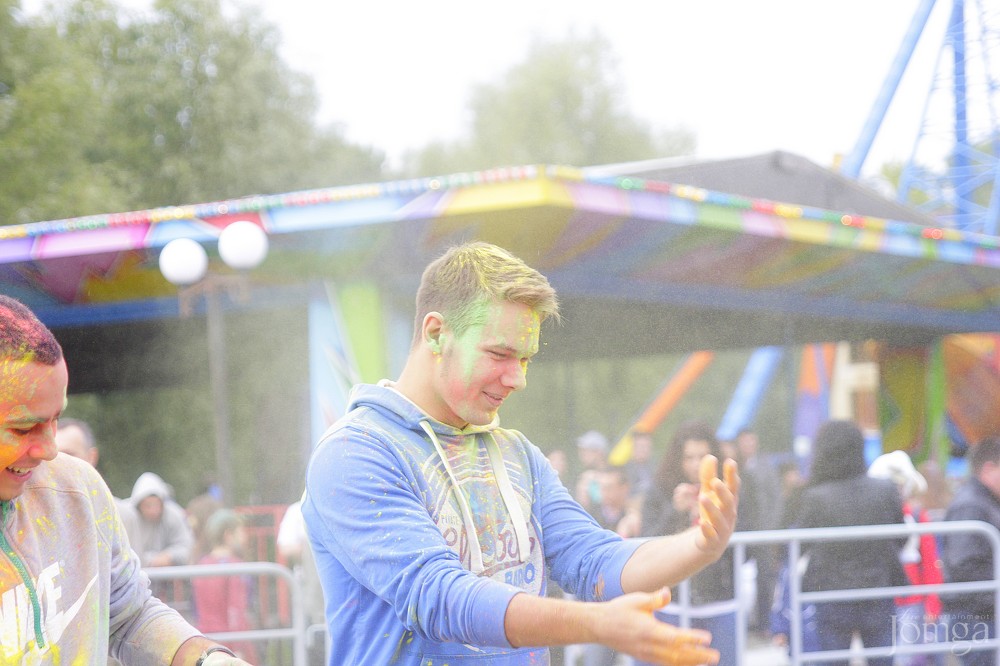 Фотография с Фестиваль красок в Казани в Нет