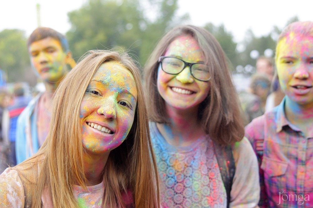 Фотография с Фестиваль красок в Казани в Нет