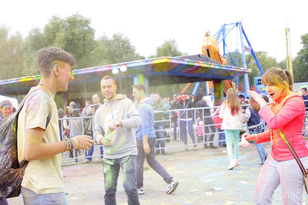 Фотография с Фестиваль красок в Казани в Нет
