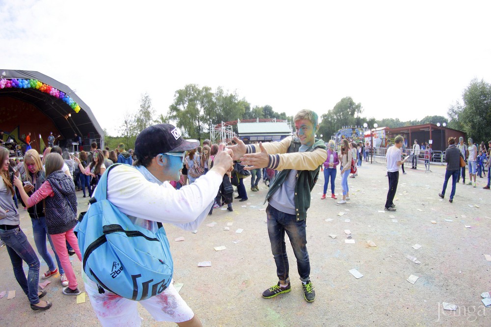Фотография с Фестиваль красок в Казани в Нет