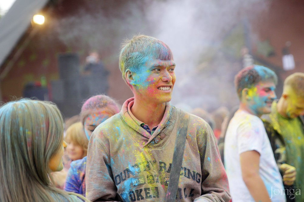 Фотография с Фестиваль красок в Казани в Нет