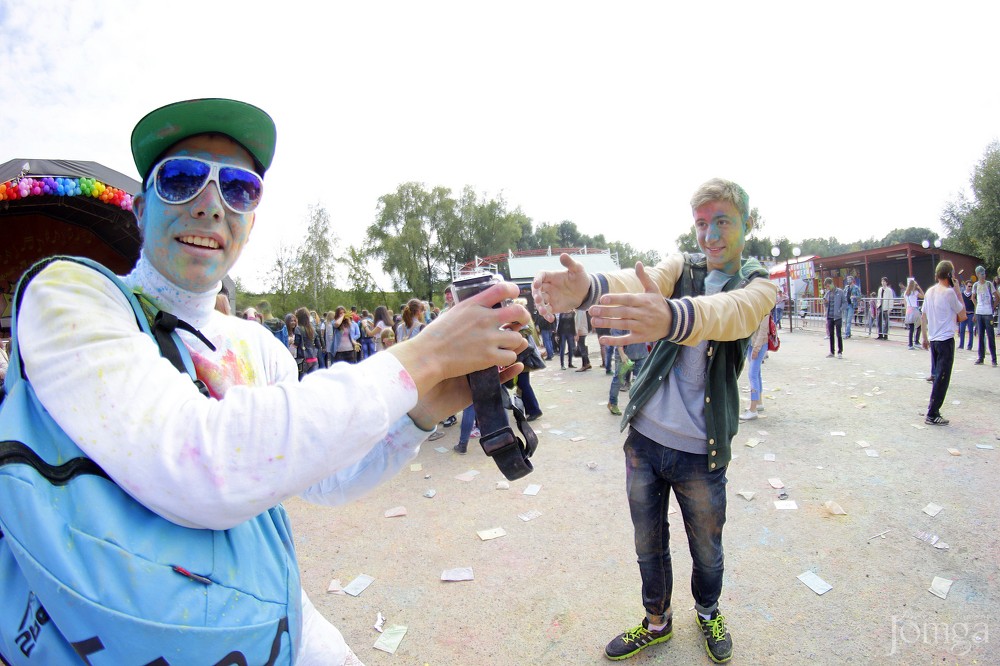 Фотография с Фестиваль красок в Казани в Нет
