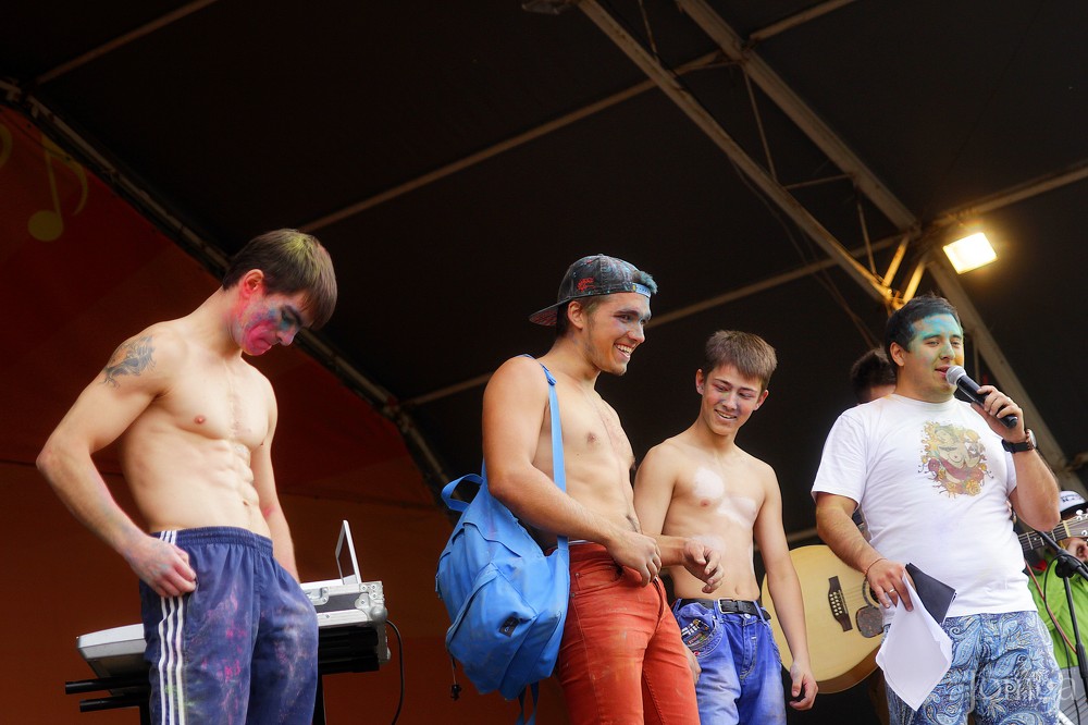 Фотография с Фестиваль красок в Казани в Нет