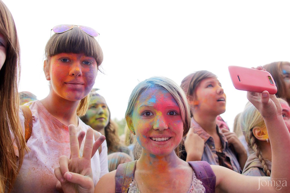 Фотография с Фестиваль красок в Казани в Нет