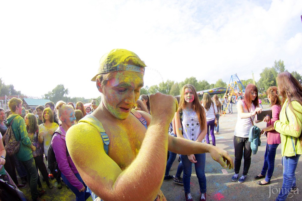 Фотография с Фестиваль красок в Казани в Нет
