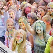 Фестиваль красок в Казани фото 123