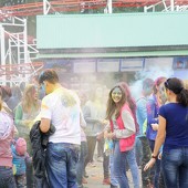 Фестиваль красок в Казани фото 37