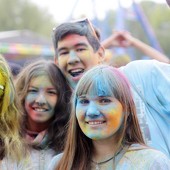 Фестиваль красок в Казани фото 102