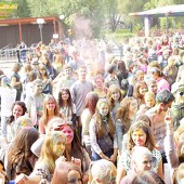 Фестиваль красок в Казани фото 260