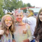 Фестиваль красок в Казани фото 186