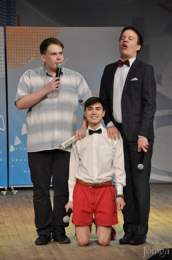 Фотография с КВН полуфинал студлига в Концертный зал им. С.Садыковой