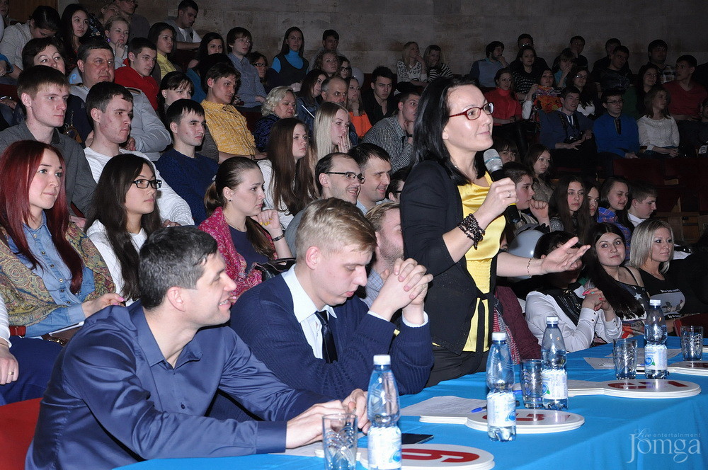 Фотография с КВН полуфинал студлига в Концертный зал им. С.Садыковой