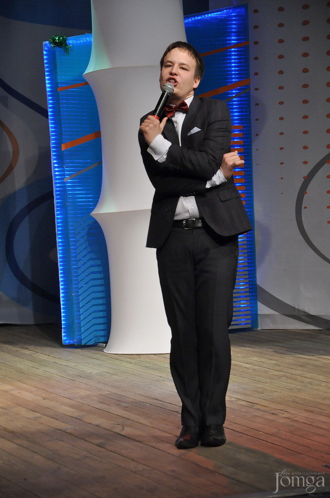 Фотография с КВН полуфинал студлига в Концертный зал им. С.Садыковой