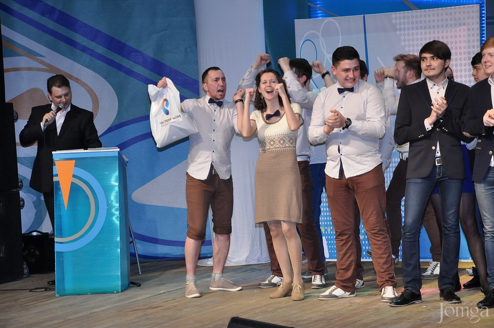 Фотография с КВН полуфинал студлига в Концертный зал им. С.Садыковой