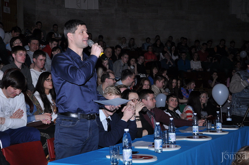 Фотография с КВН полуфинал студлига в Концертный зал им. С.Садыковой