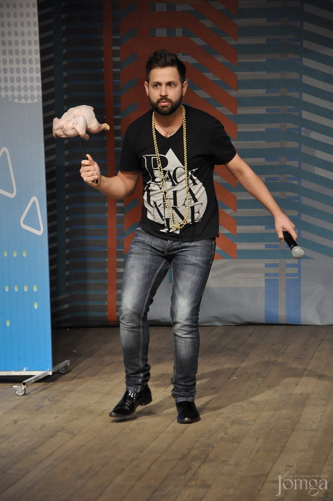 Фотография с КВН полуфинал студлига в Концертный зал им. С.Садыковой