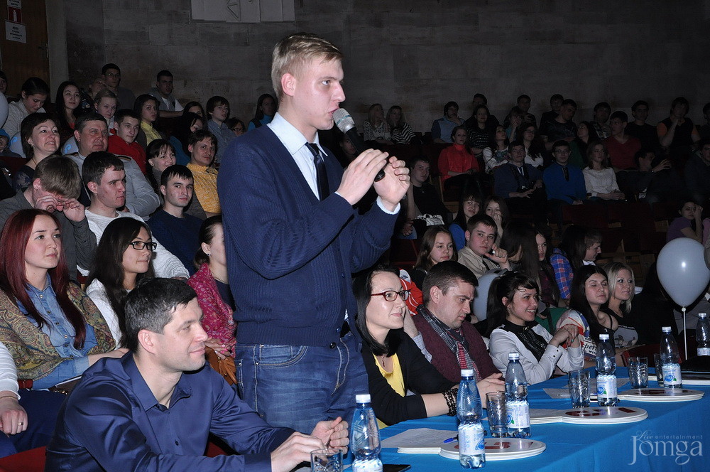 Фотография с КВН полуфинал студлига в Концертный зал им. С.Садыковой