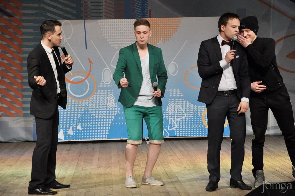 Фотография с КВН полуфинал студлига в Концертный зал им. С.Садыковой