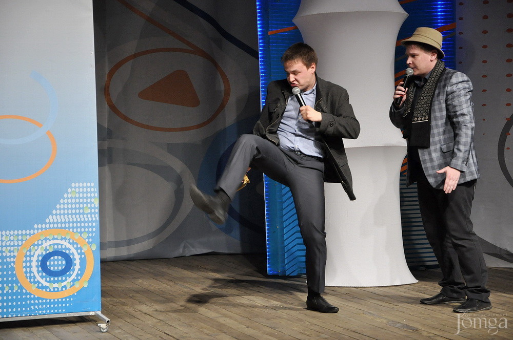 Фотография с КВН полуфинал студлига в Концертный зал им. С.Садыковой