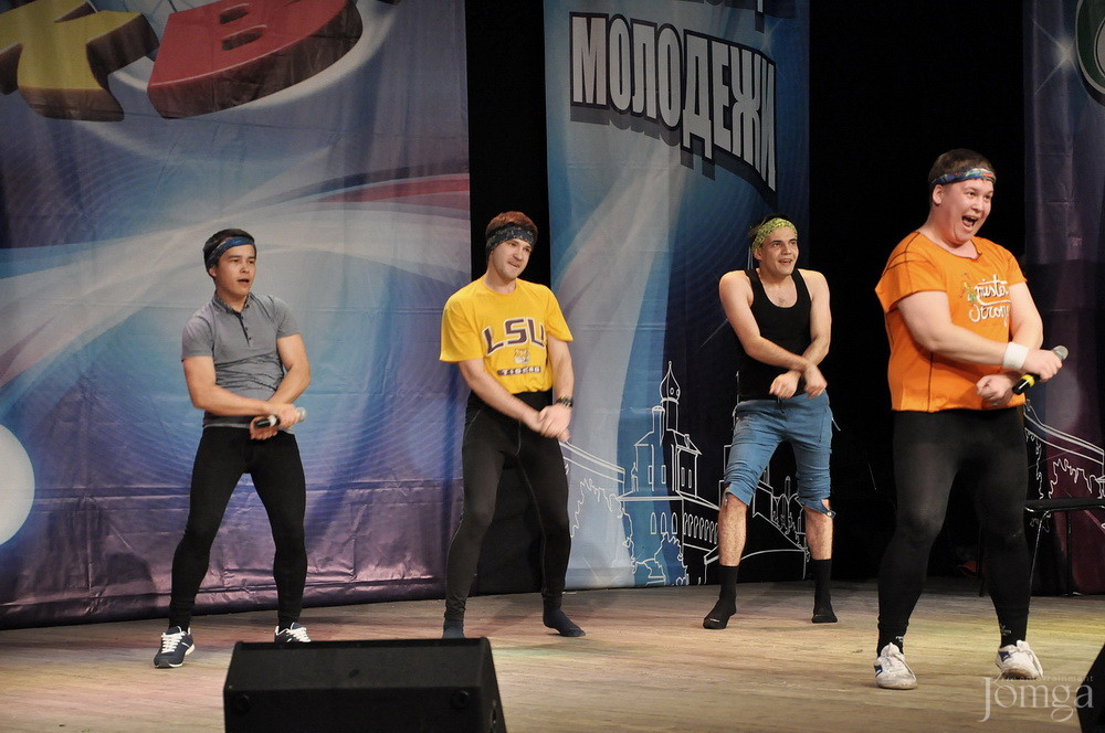 Фотография с КВН рабочая лига в Концертный зал им. С.Садыковой