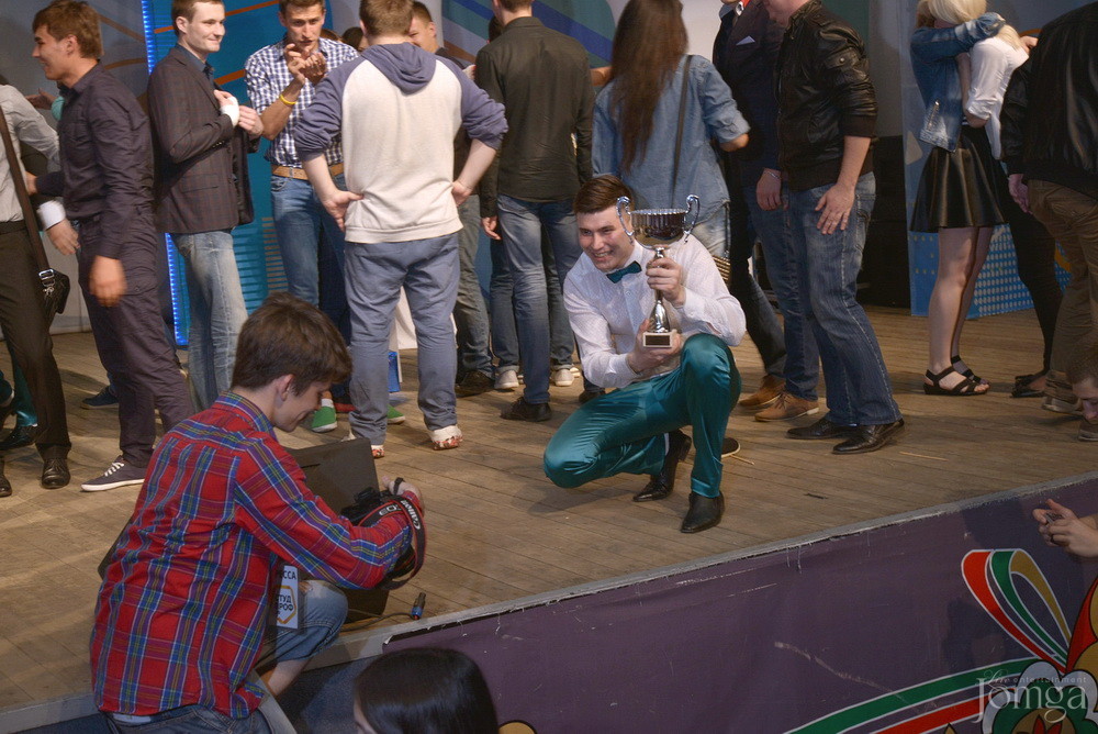 Фотография с КВН финал студлига в Концертный зал им. С.Садыковой