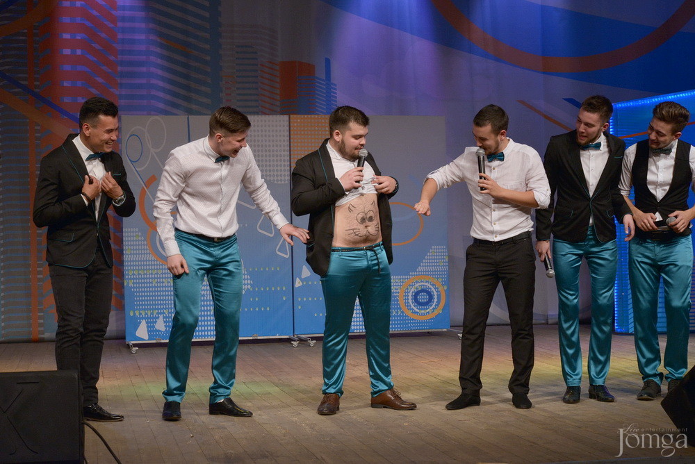 Фотография с КВН финал студлига в Концертный зал им. С.Садыковой